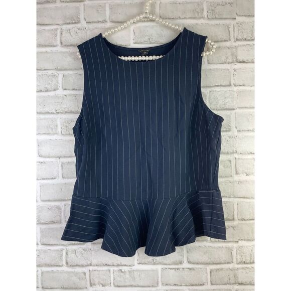 Ann Taylor 2 Piece Suit Size 12 Navy Pin Stripe - Picture 3 of 8